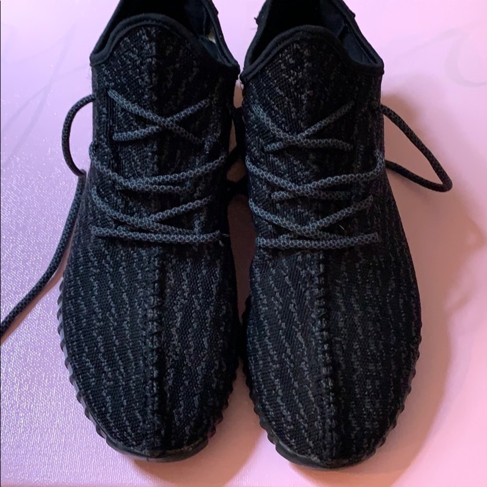 Yeezy adidas boosts